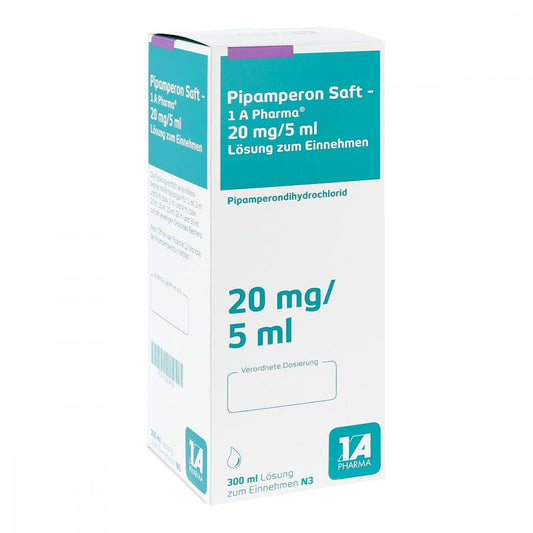 Das Produktfoto zeigt Pipamperon Saft-1a Pharma (300 ml) PZN 01202415
