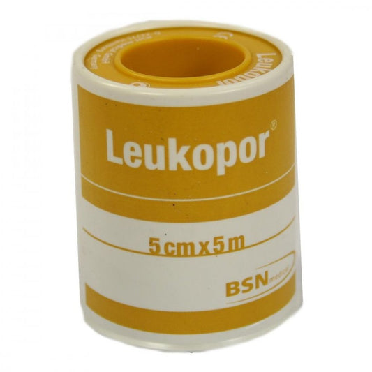 Das Produktfoto zeigt Leukopor 5 Cmx5 M (1 stk) PZN 01698818