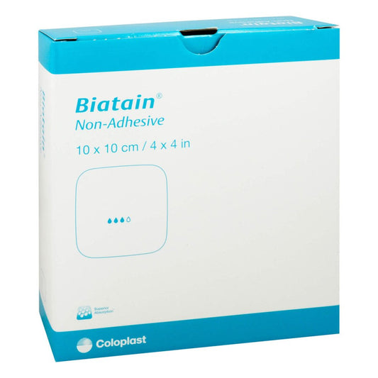 Das Produktfoto zeigt Biatain Schaumverband 10x10 Cm Nicht Haftend (10 stk) PZN 01848034