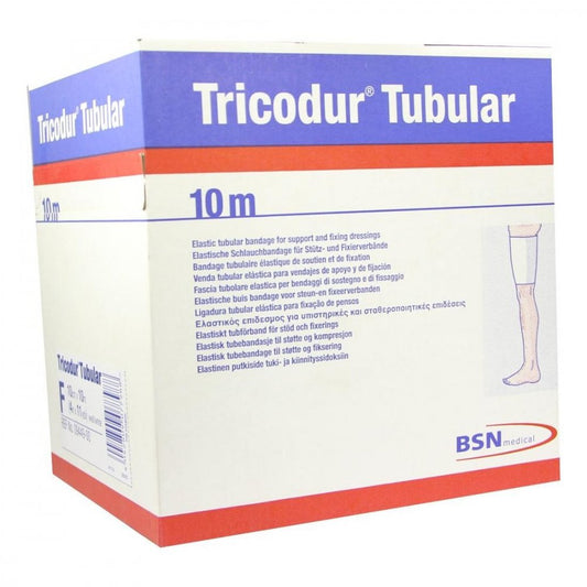 Das Produktfoto zeigt Tricodur Schl.-Bandage Gr.F 10 Cmx10 M Weiß (1 stk) PZN 02154032