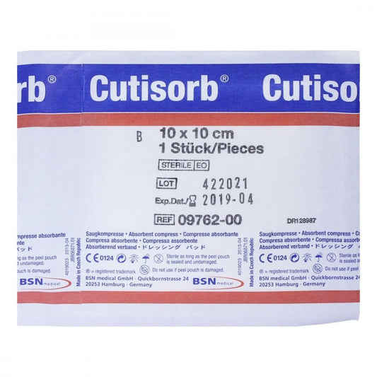 Das Produktfoto zeigt Cutisorb Saugkompressen Steril 10x10 Cm (1 stk) PZN 02536851