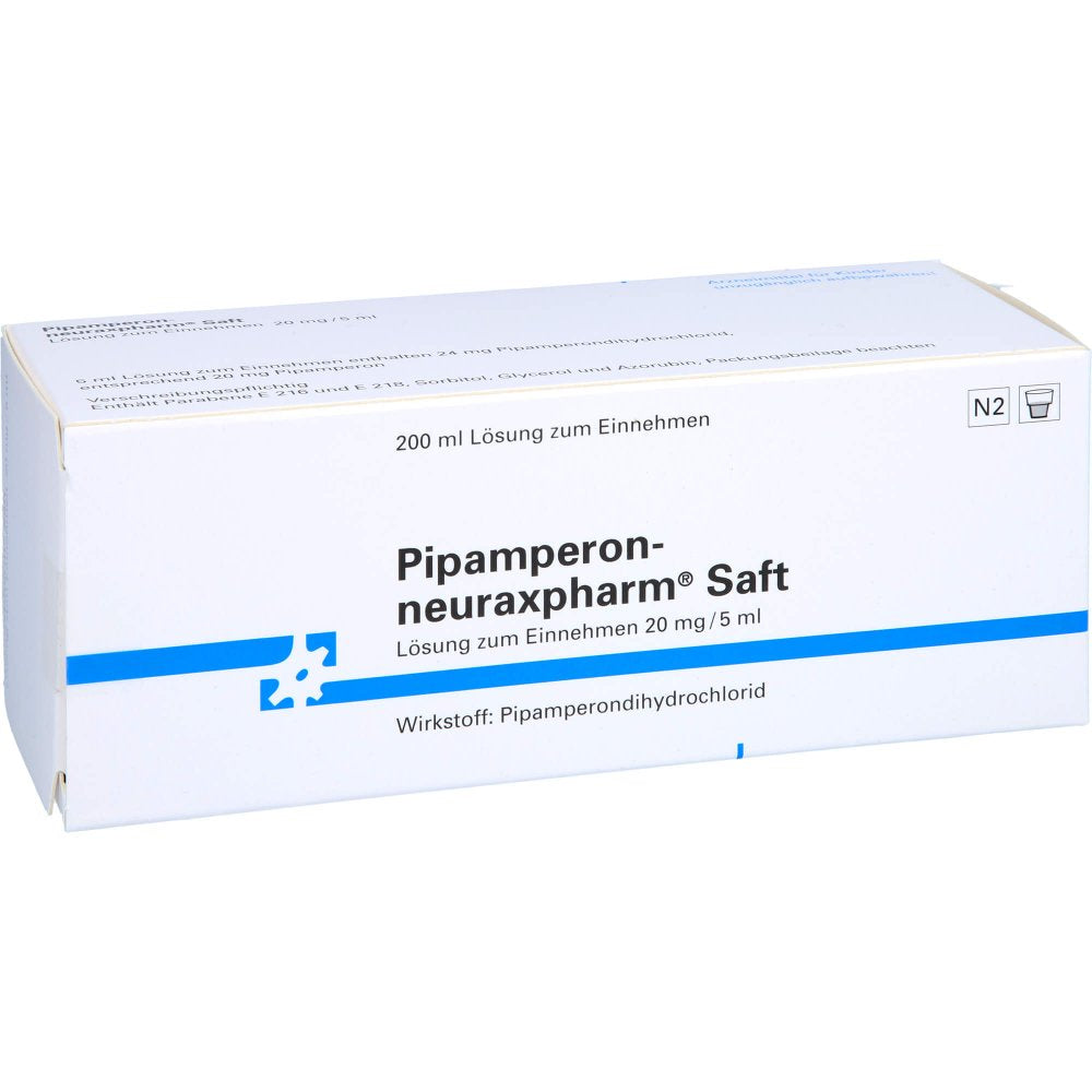 Das Produktfoto zeigt Pipamperon-Neuraxpharm Saft (200 ml) PZN 02572249