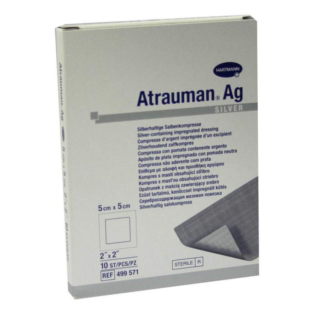 Das Produktfoto zeigt Atrauman Ag 5x5 Cm Steril Kompressen (10 stk) PZN 02813842