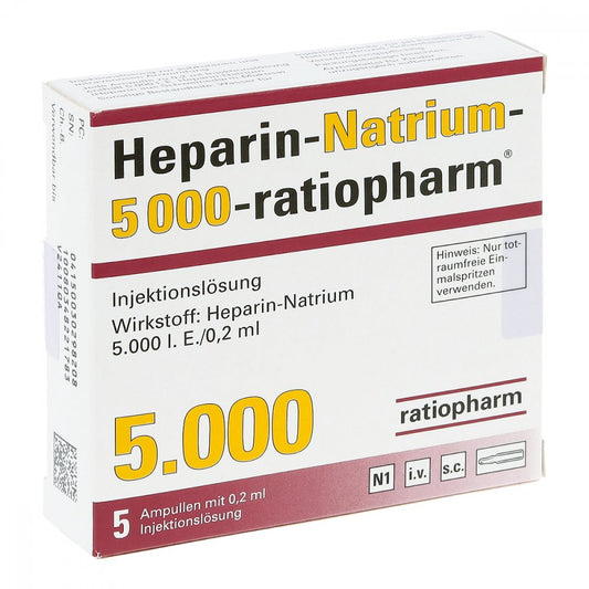 Das Produktfoto zeigt Heparin-Natrium-5.000-Ratiopharm Inj.-L.Ampullen (5X0.2 ml) PZN 03029820