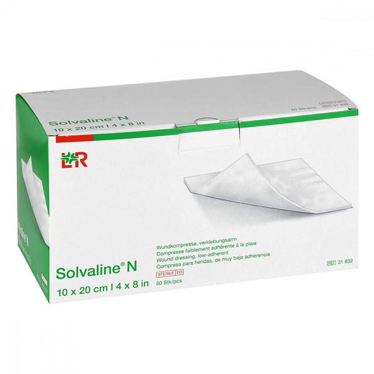 Das Produktfoto zeigt Solvaline N Kompressen 10x20 Cm Steril (50 stk) PZN 07598791