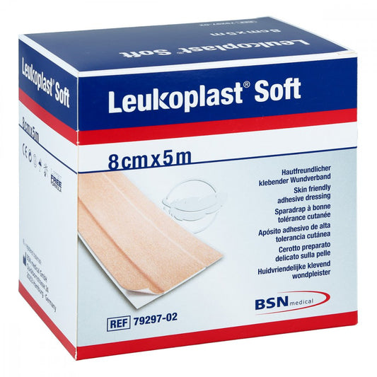 Das Produktfoto zeigt Leukoplast Soft Pflaster 8 Cmx5 M Rolle (1 stk) PZN 13838414