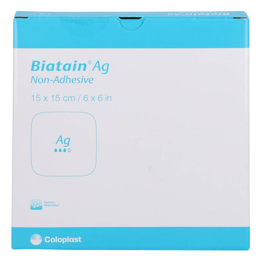 Das Produktfoto zeigt Biatain Ag Schaumverband 15x15 Cm Nicht Haftend (5 stk) PZN 13902603