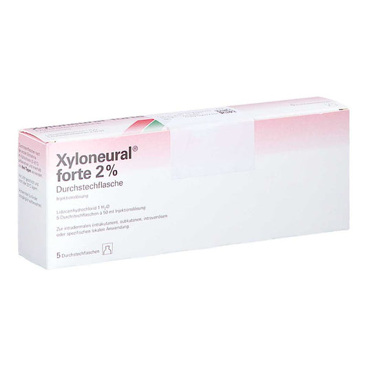 Das Produktfoto zeigt Xyloneural Forte 2% Inj.-Lösung Durchstechflasche (5X50 ml) PZN 16020826