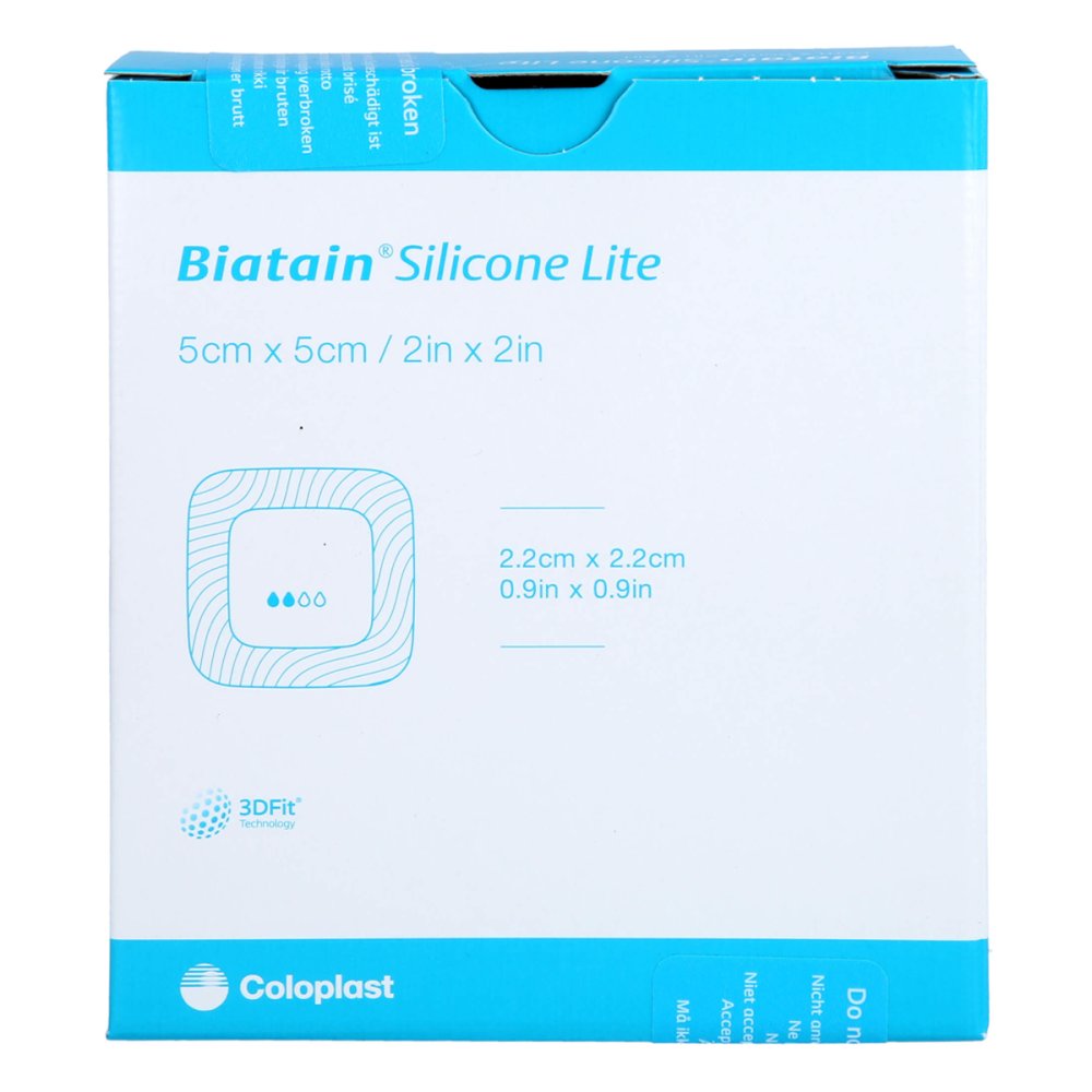 Das Produktfoto zeigt Biatain Silicone Lite Schaumverband 5x5 Cm (5 stk) PZN 18120437