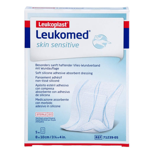 Das Produktfoto zeigt Leukomed Skin Sensitive Steril 8x10 Cm (5 stk) PZN 18469938